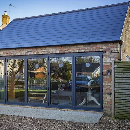 Park Lane Studio, Shouldham Exterior foto